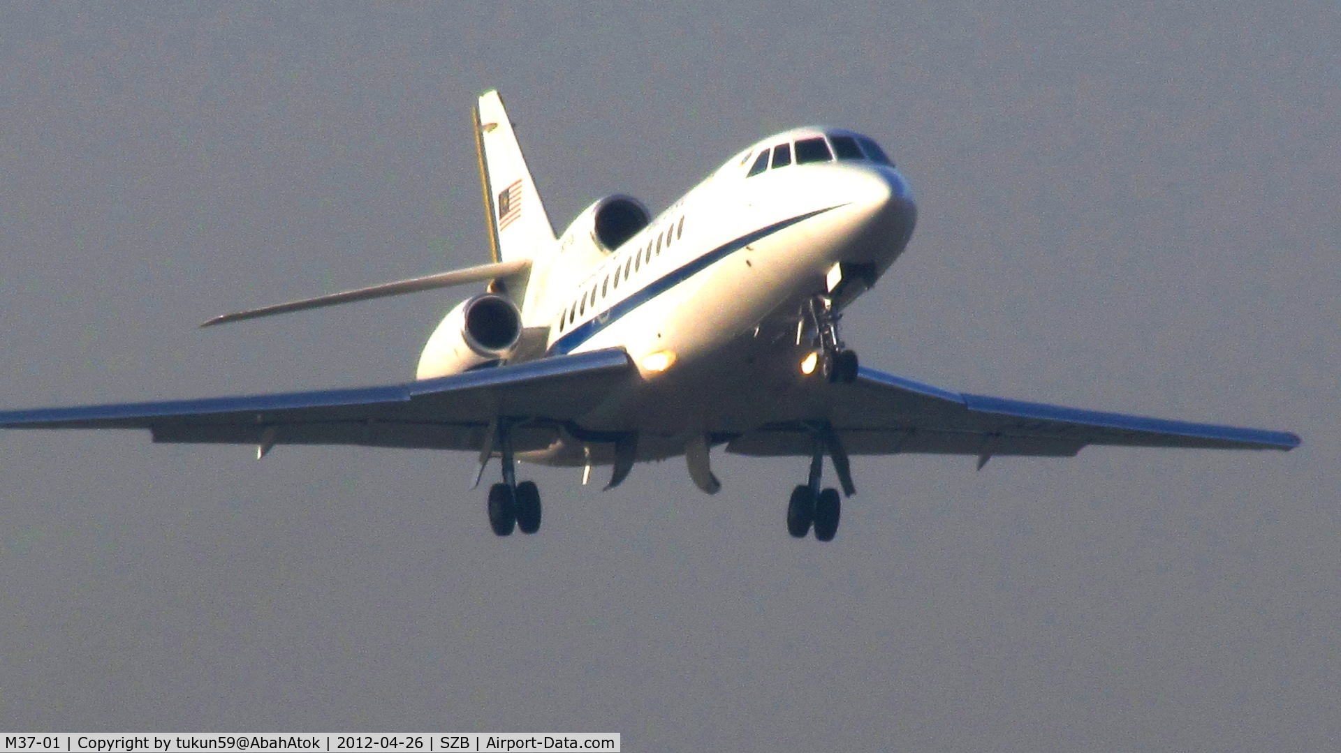 M37-01, 1989 Dassault Falcon 900 C/N 64, Royal Malaysian Air Force