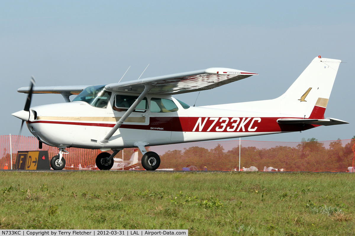 N733KC, 1976 Cessna 172N C/N 17268344, At 2012 Sun N Fun