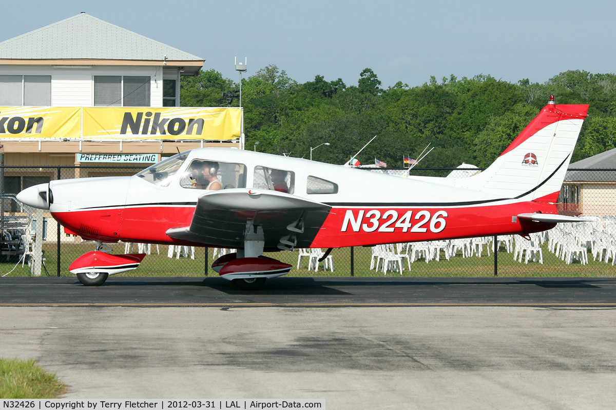 N32426, 1974 Piper PA-28-180 C/N 28-7505059, At 2012 Sun N Fun