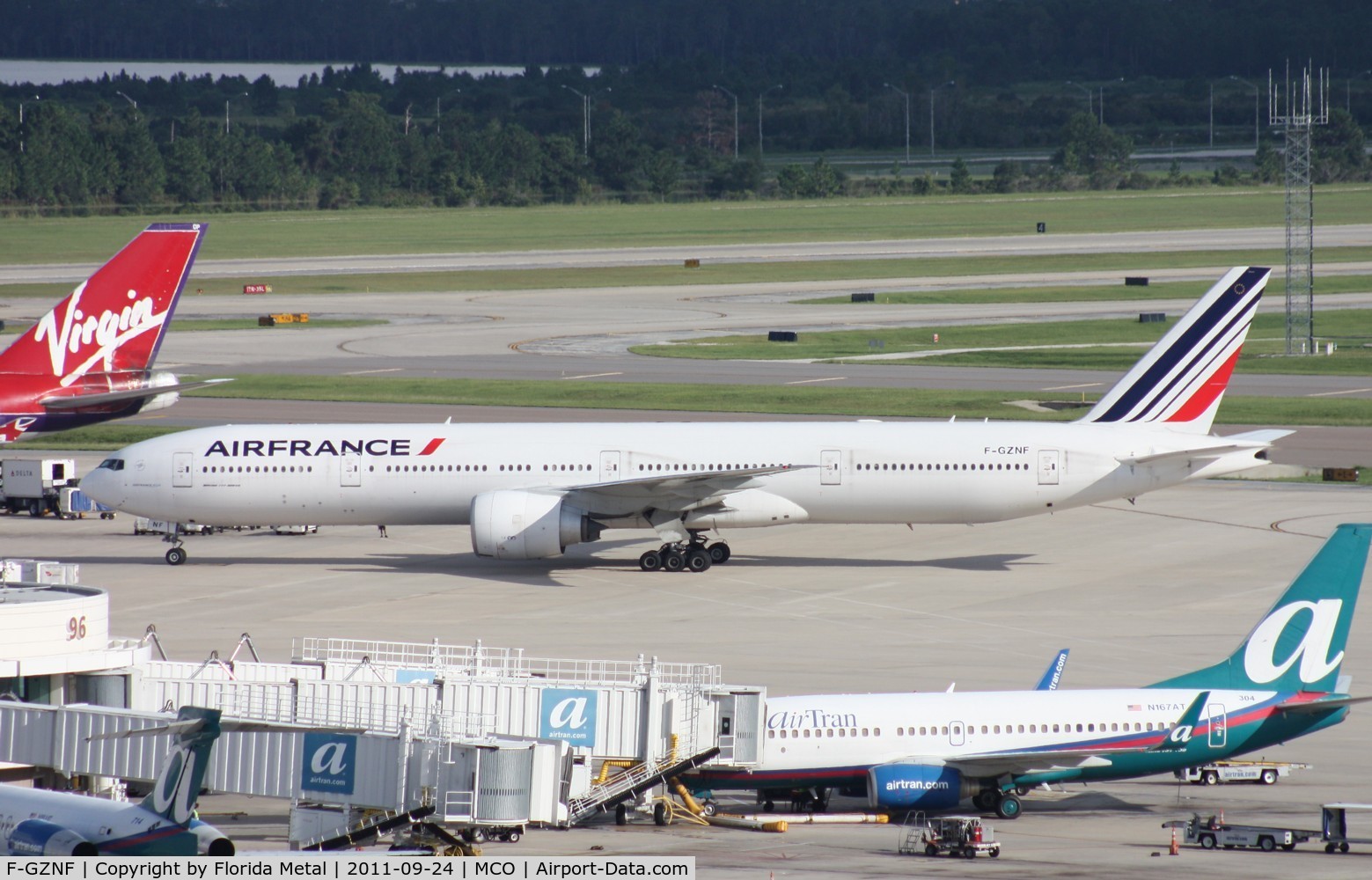 F-GZNF, 2009 Boeing 777-328/ER C/N 37433, Air France 777-300ER