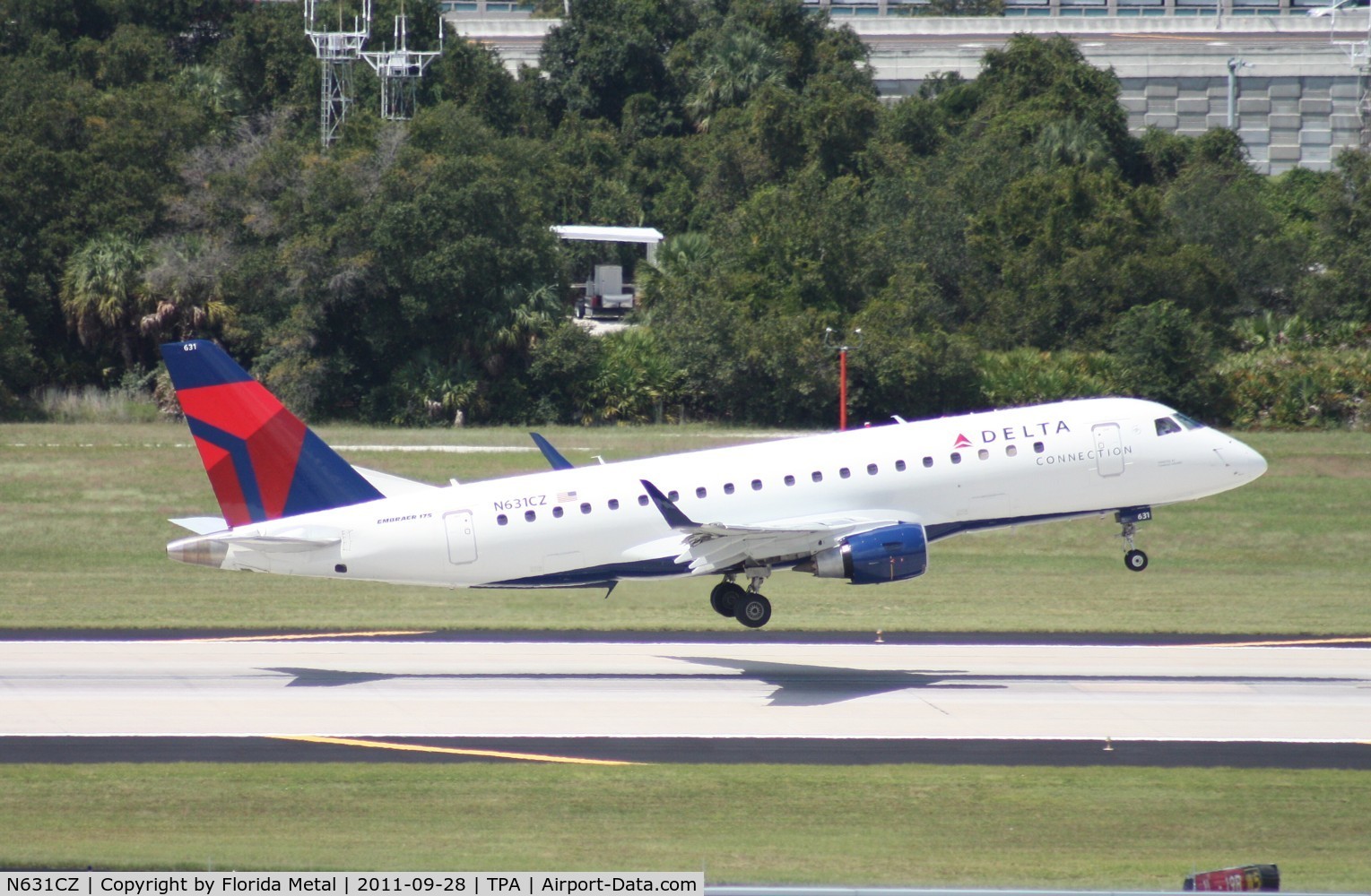 N631CZ, 2008 Embraer 175LR (ERJ-170-200LR) C/N 17000239, Compass E175