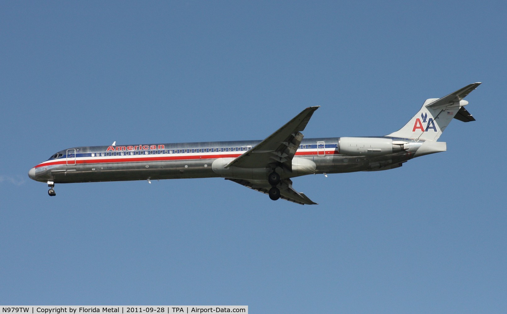 N979TW, 1999 McDonnell Douglas MD-83 (DC-9-83) C/N 53629, American MD-83