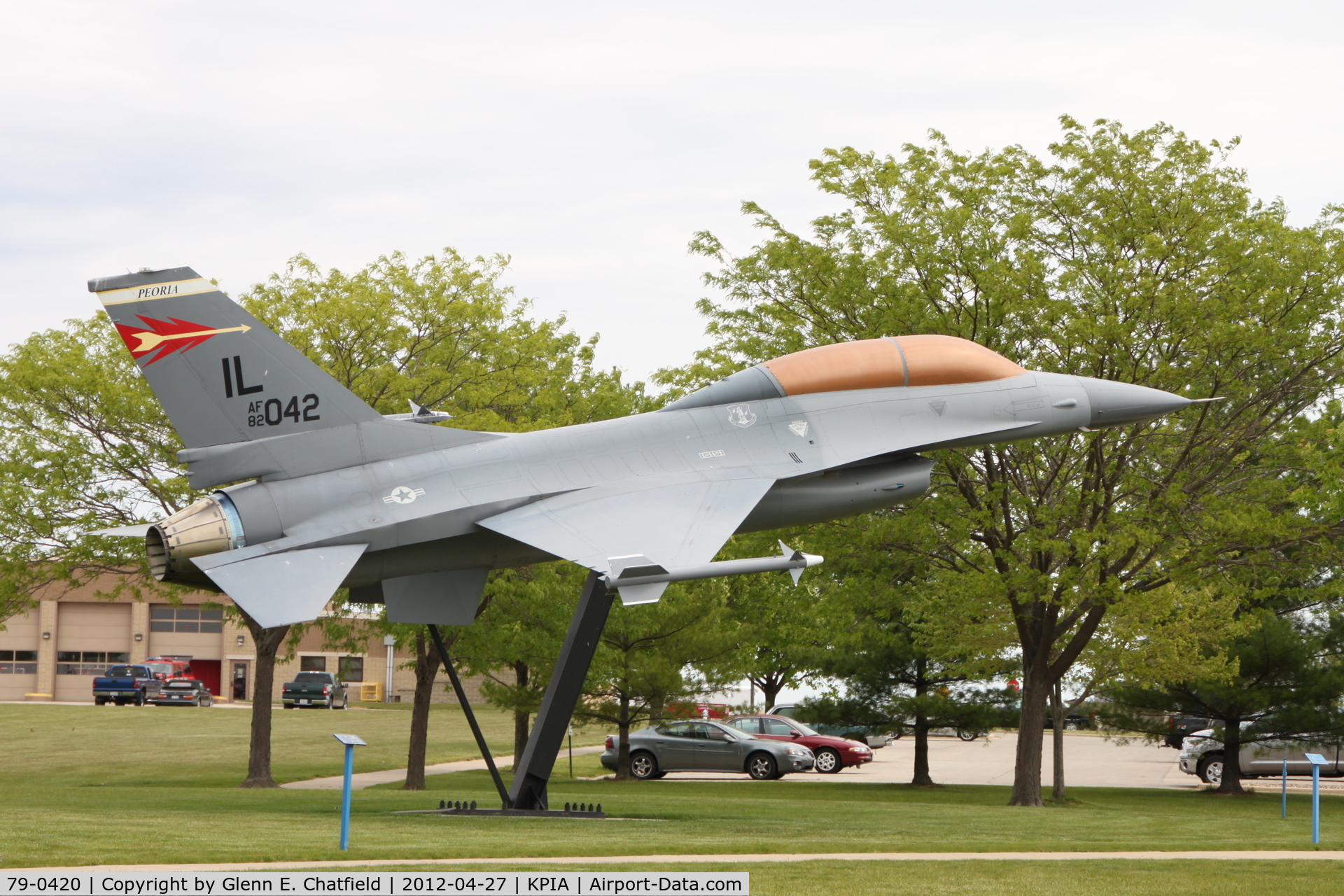 79-0420, 1979 General Dynamics F-16B C/N 62-52, At the Air Park