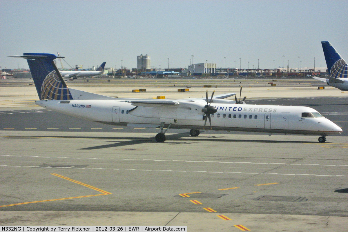 N332NG, 2010 Bombardier DHC-8-402 Dash 8 C/N 4332, At New York Newark