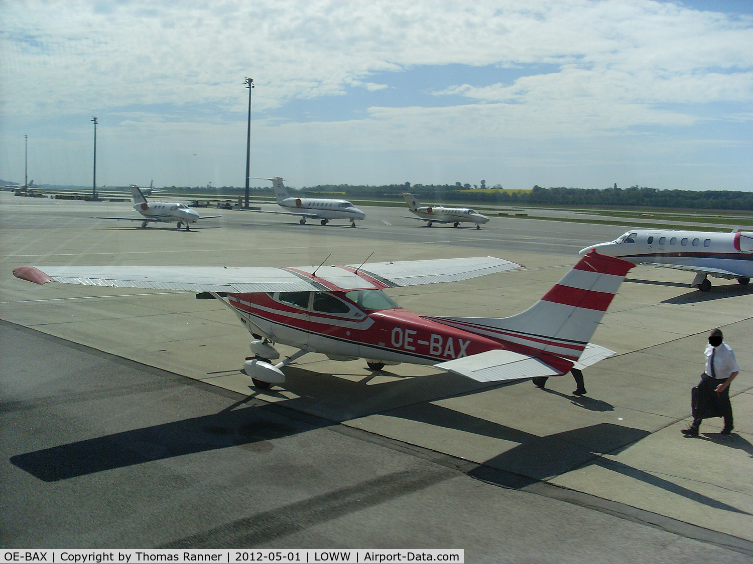 OE-BAX, Cessna 182P Skylane C/N 18262985, Austro Control Cessna 182