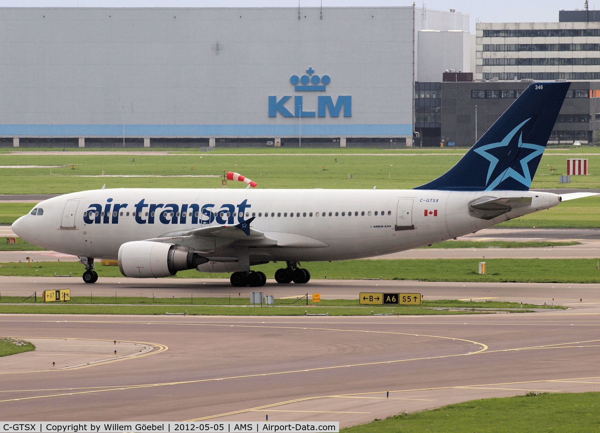 C-GTSX, 1989 Airbus A310-304 C/N 527, Taxi to the gate of Schiphol Airport