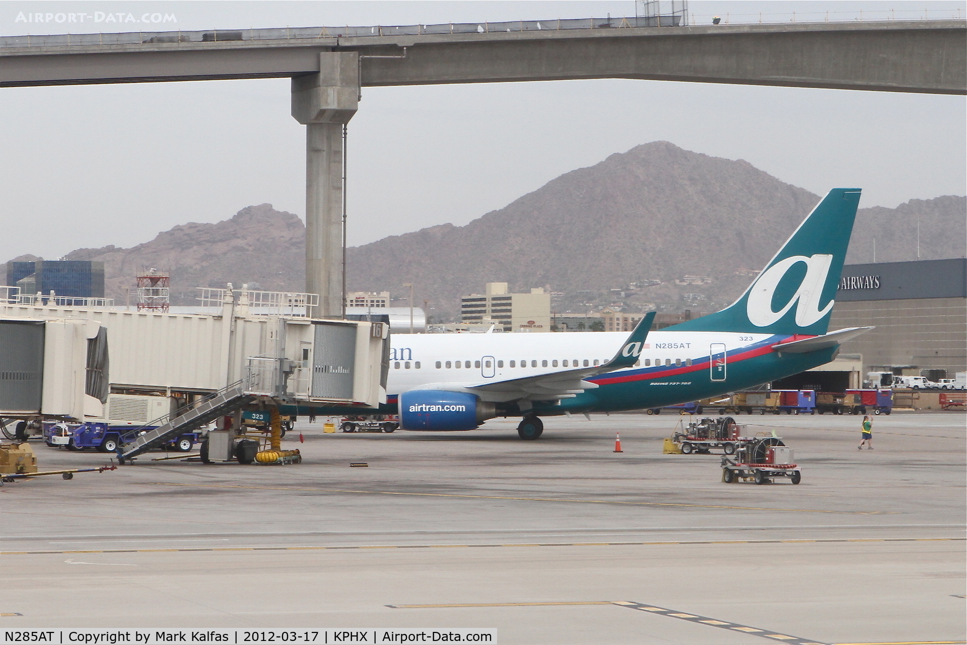 N285AT, 2006 Boeing 737-76N C/N 32670, AirTran Boeing 737-76N, N285AT at Gate C14, Terminal 4 Phoenix Sky Harbor.