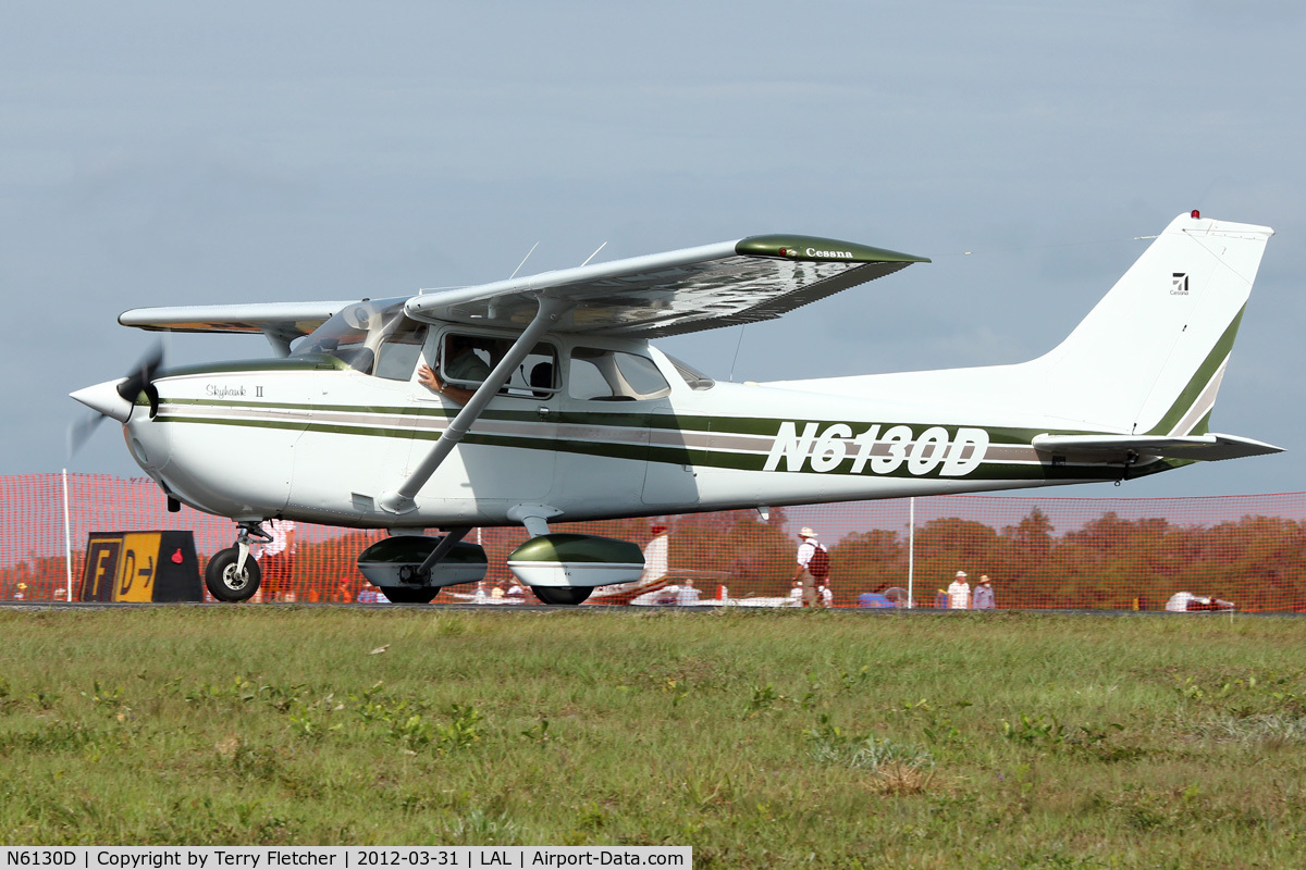 N6130D, 1979 Cessna 172N C/N 17272610, At 2012 Sun N Fun
