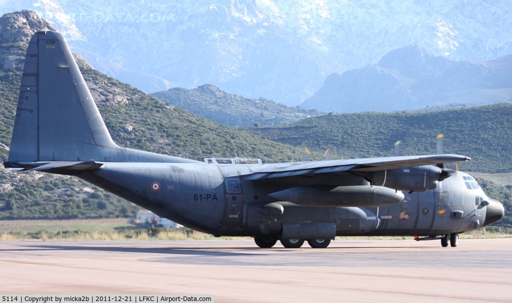 5114, 1987 Lockheed C-130H Hercules C/N 382-5114, Taxing