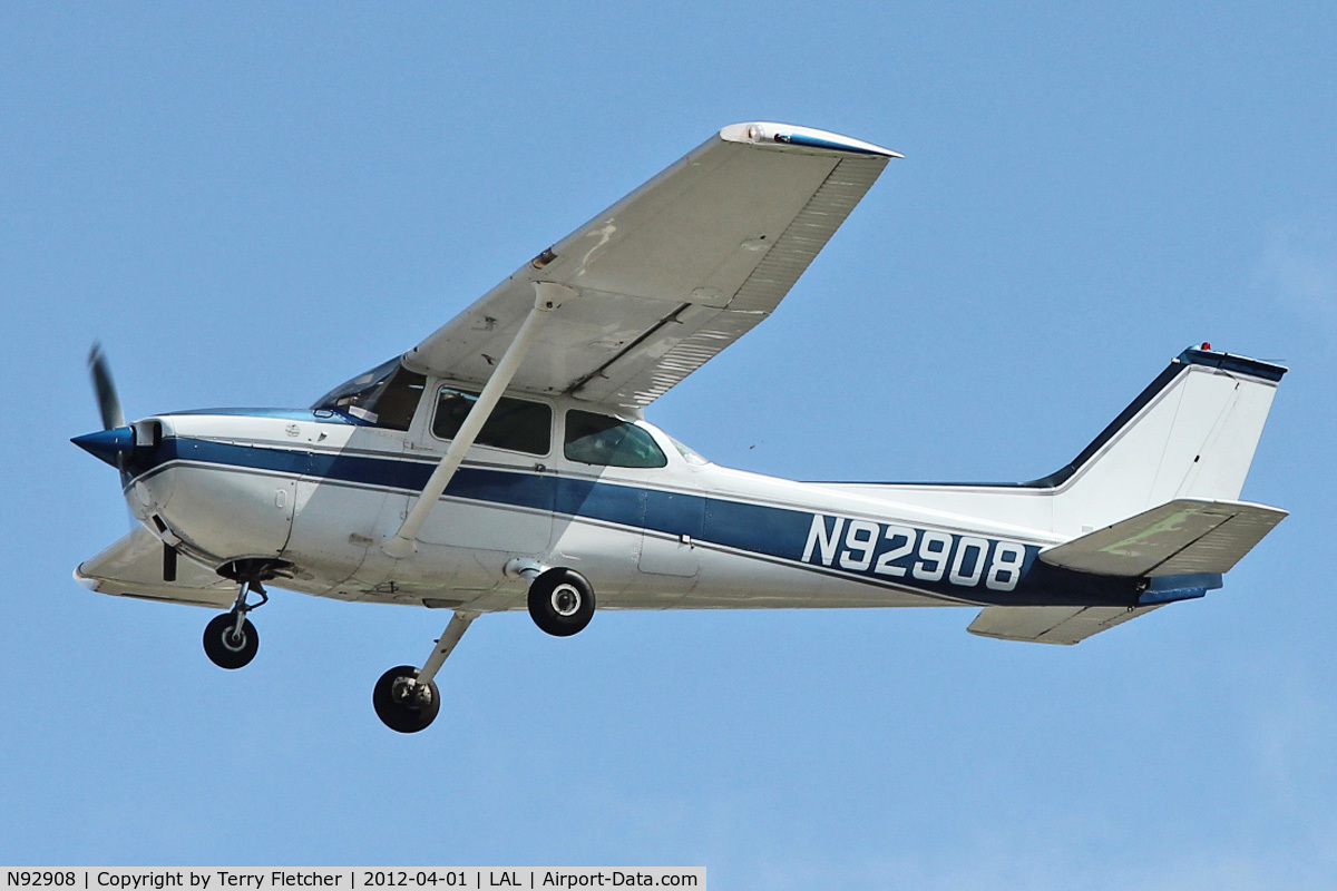 N92908, 1973 Cessna 172M C/N 17261647, At 2012 Sun N Fun