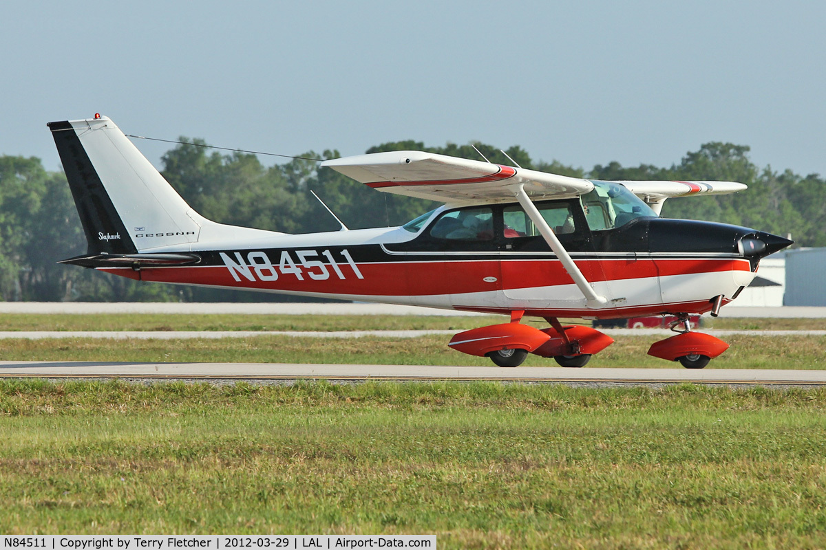 N84511, 1969 Cessna 172K Skyhawk C/N 17258504, At 2012 Sun N Fun