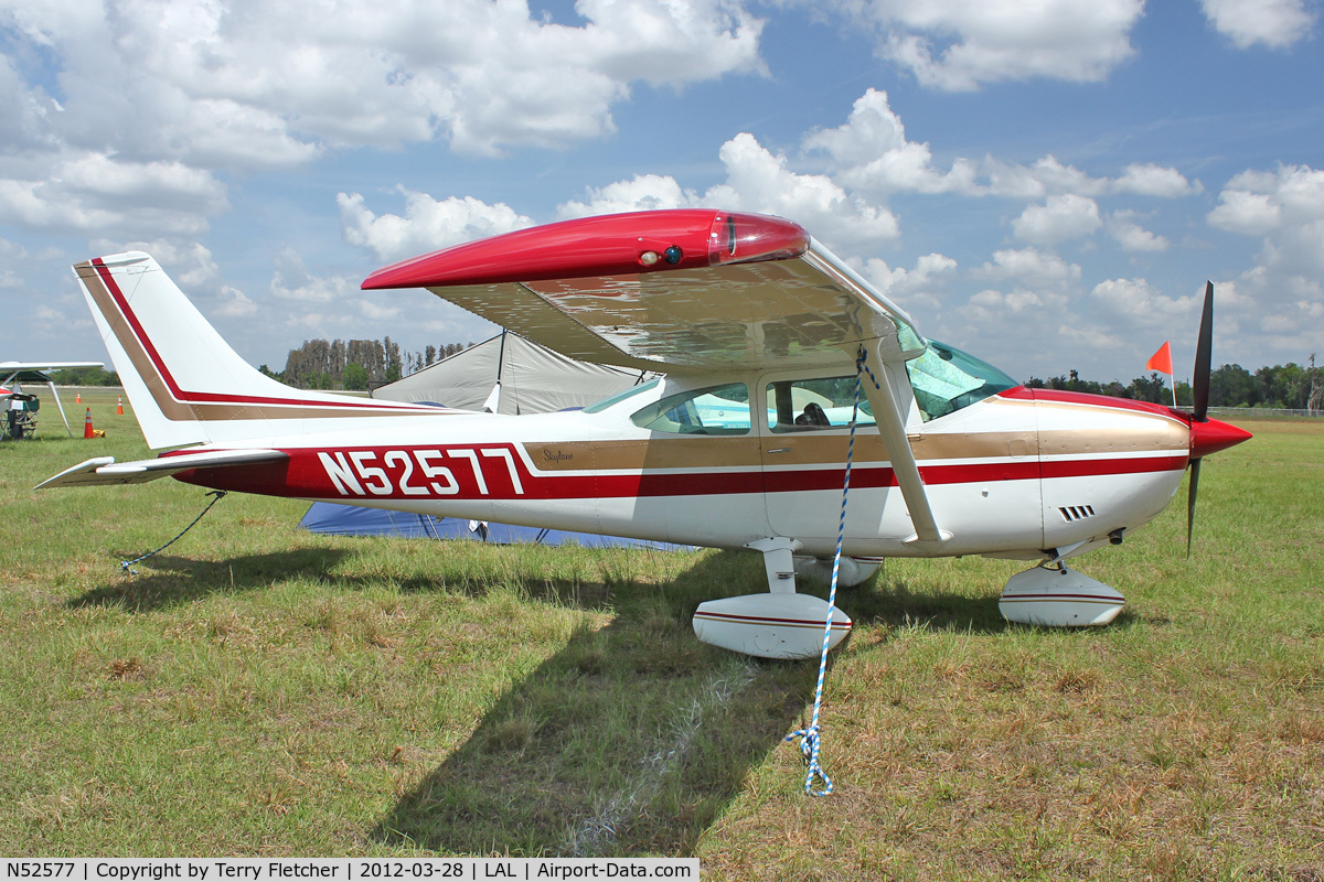 N52577, 1973 Cessna 182P Skylane C/N 18262684, At 2012 Sun N Fun