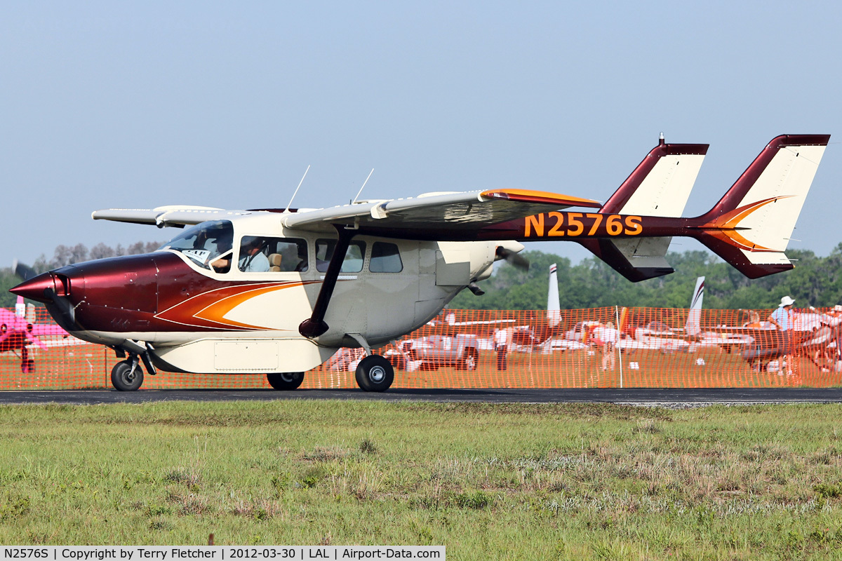 N2576S, 1968 Cessna T337C Turbo Super Skymaster C/N 337-0876, At 2012 Sun N Fun