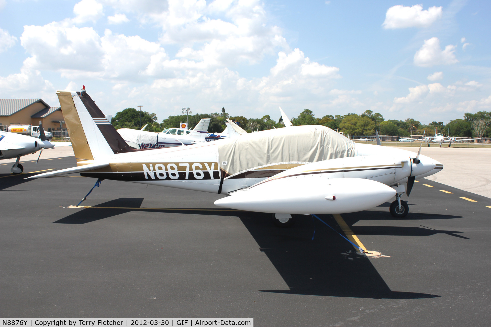 N8876Y, 1970 Piper PA-39 Twin Comanche C/N 39-32, At Gilbert Airport , Winter Haven , Florida