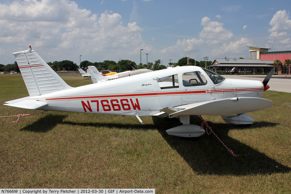 N7666W, 1964 Piper PA-28-180 C/N 28-1644, At Gilbert Airport ,Winter Haven , Florida