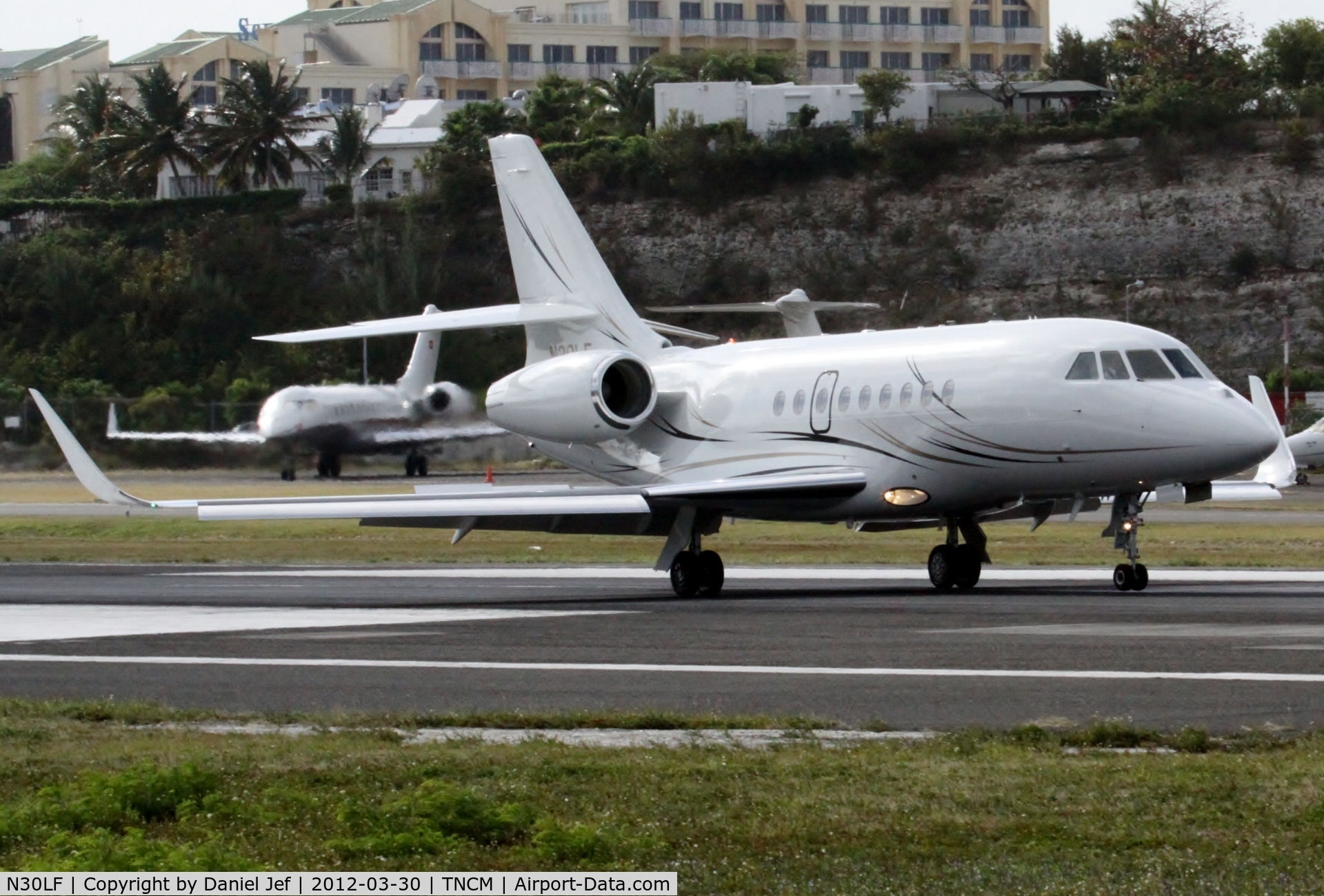 N30LF, 2007 Dassault Falcon 2000EX C/N 602, N30LF