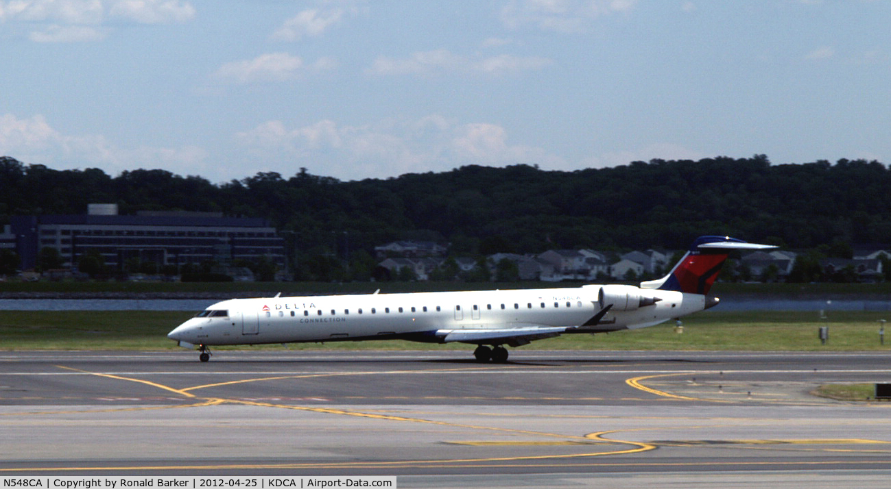 N548CA, 2008 Bombardier CRJ-900ER (CL-600-2D24) C/N 15159, DCA, VA