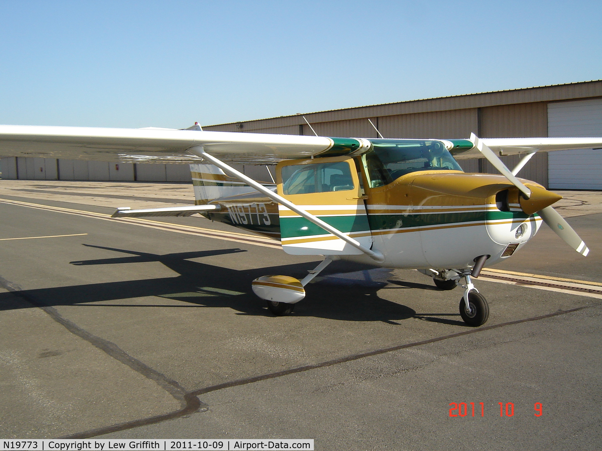 N19773, 1972 Cessna 172L C/N 17260740, N19773, 09/2011