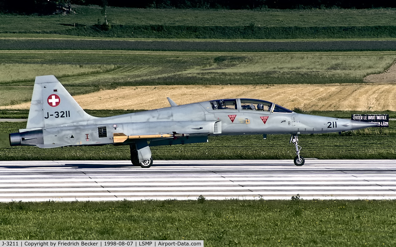J-3211, 1981 Northrop F-5F Tiger II C/N M1011, line up for departure