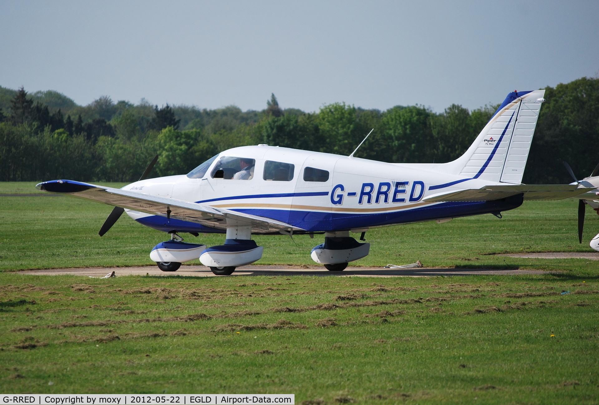 G-RRED, 2008 Piper PA-28-181 Cherokee Archer III C/N 2843673, Cherokee Archer III at Denham. Ex N6048L