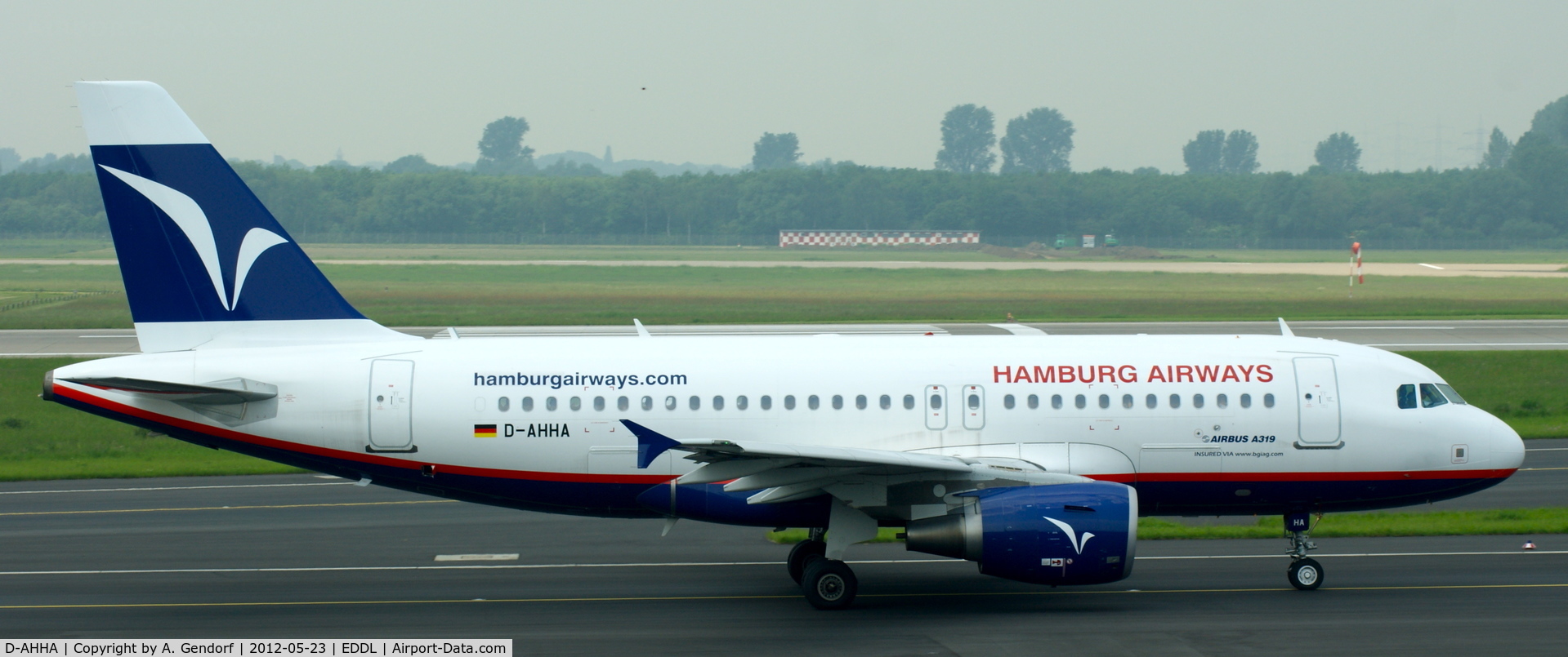 D-AHHA, 2008 Airbus A319-112 C/N 3533, Hamburg Airways, is seen here taxiing at Düsseldorf Int´l (EDDL)