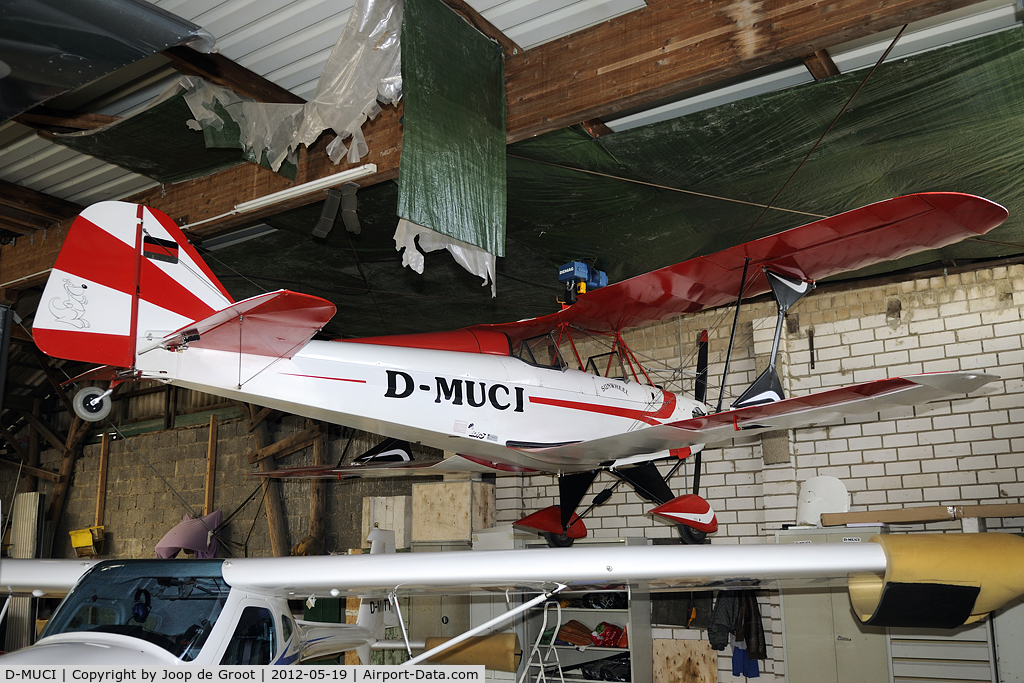 D-MUCI, WDFL Dallach Sunwheel R C/N 18, in the hangar at Kückhoven