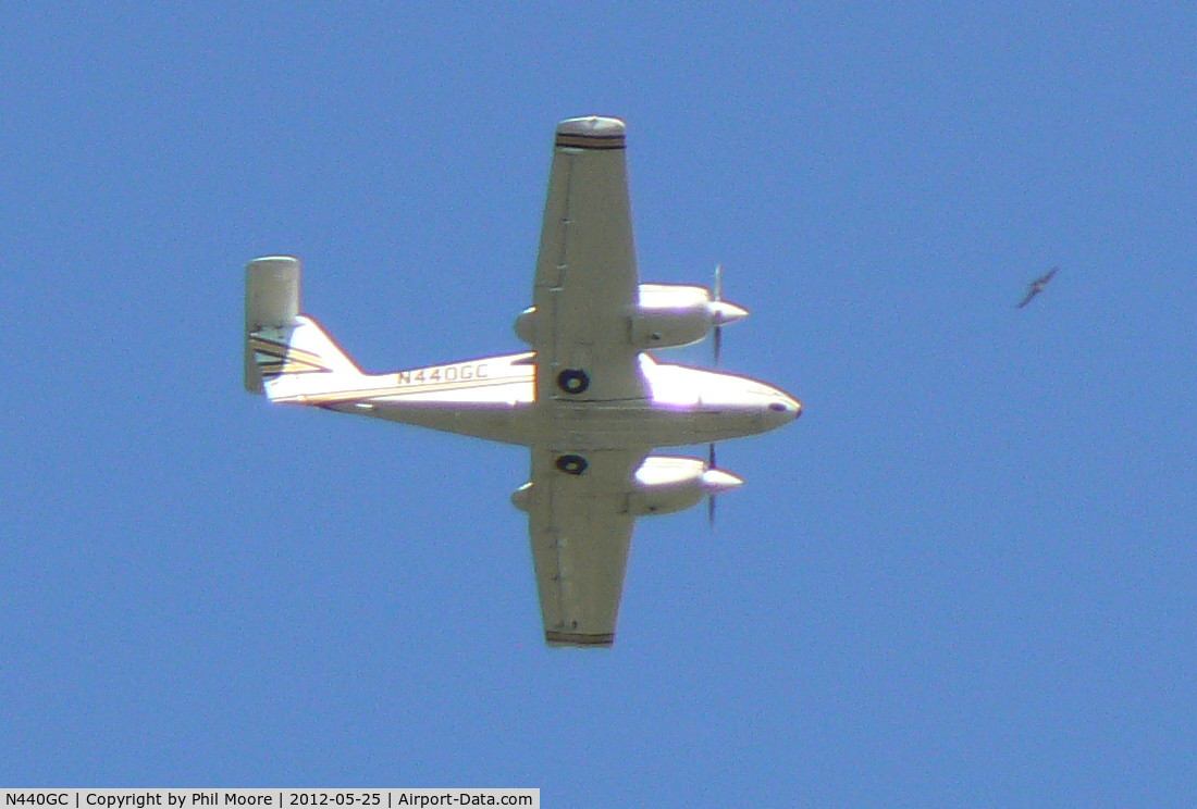 N440GC, 1982 Piper PA-44-180T Turbo Seminole C/N 44-8107065, N44OGC overflying Leamington Spa (with swallow) 25 May 2012