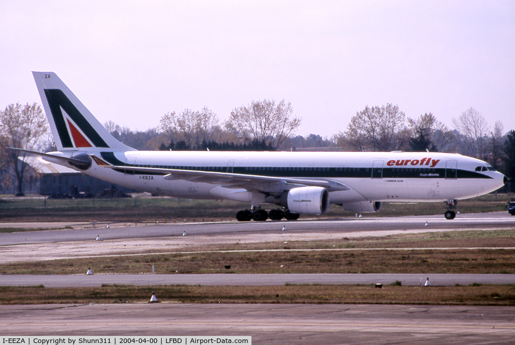 I-EEZA, 2000 Airbus A330-223 C/N 358, Made an engine ground test after overhaul @ the Sogerma...