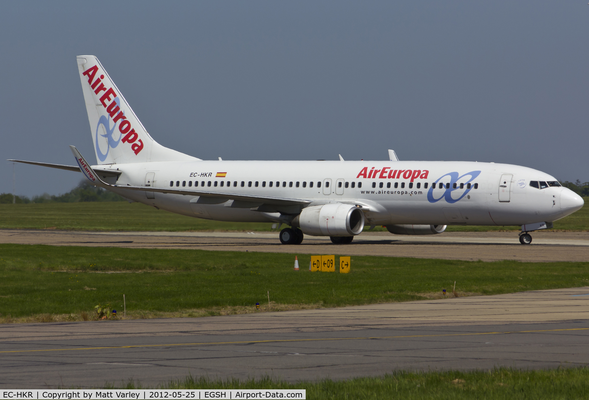 EC-HKR, 2000 Boeing 737-85P C/N 28536, Arriving at EGSH for spray by Air Livery.