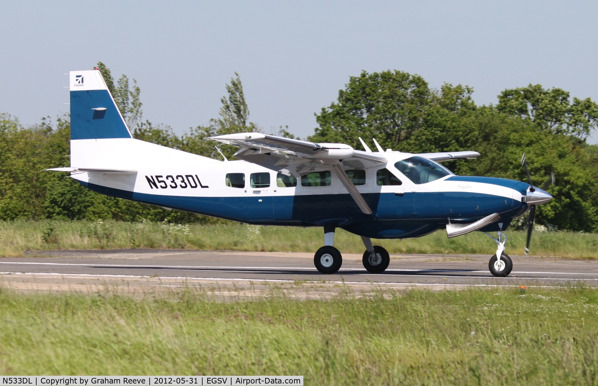 N533DL, 2011 Cessna 208B Grand Caravan C/N 20800533, Just landed.