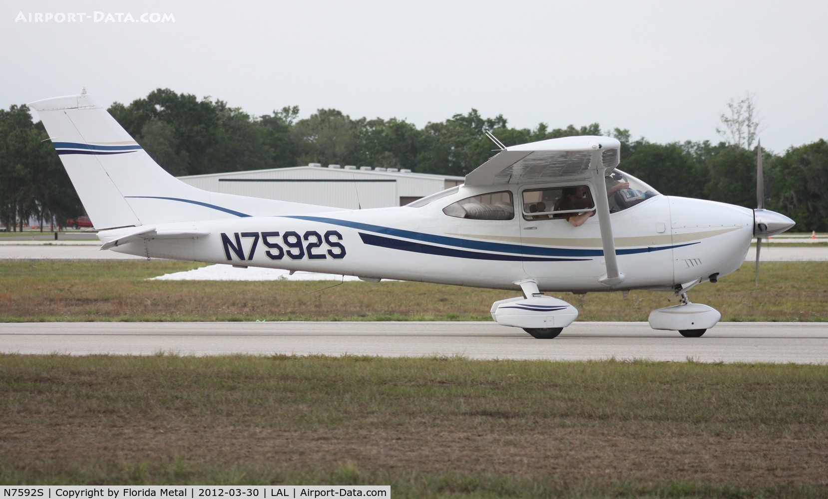N7592S, 1976 Cessna 182Q Skylane C/N 18265241, Cessna 182Q