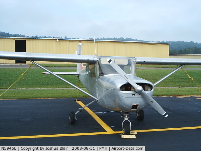 N5945E, 1959 Cessna 150 C/N 17445, Scioto County Airport