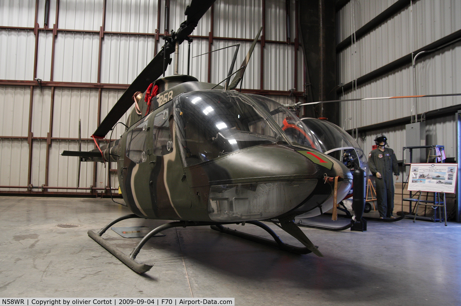 N58WR, 1971 Bell OH-58C C/N 70-15258 (40809), At home in Murrieta ; the unusual camouflage was actually worn during the gulf war.