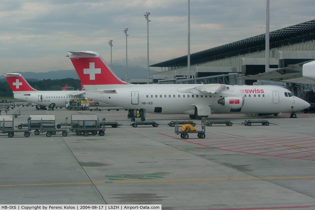 HB-IXS, 1995 British Aerospace Avro 146-RJ100 C/N E3280, Zurich
