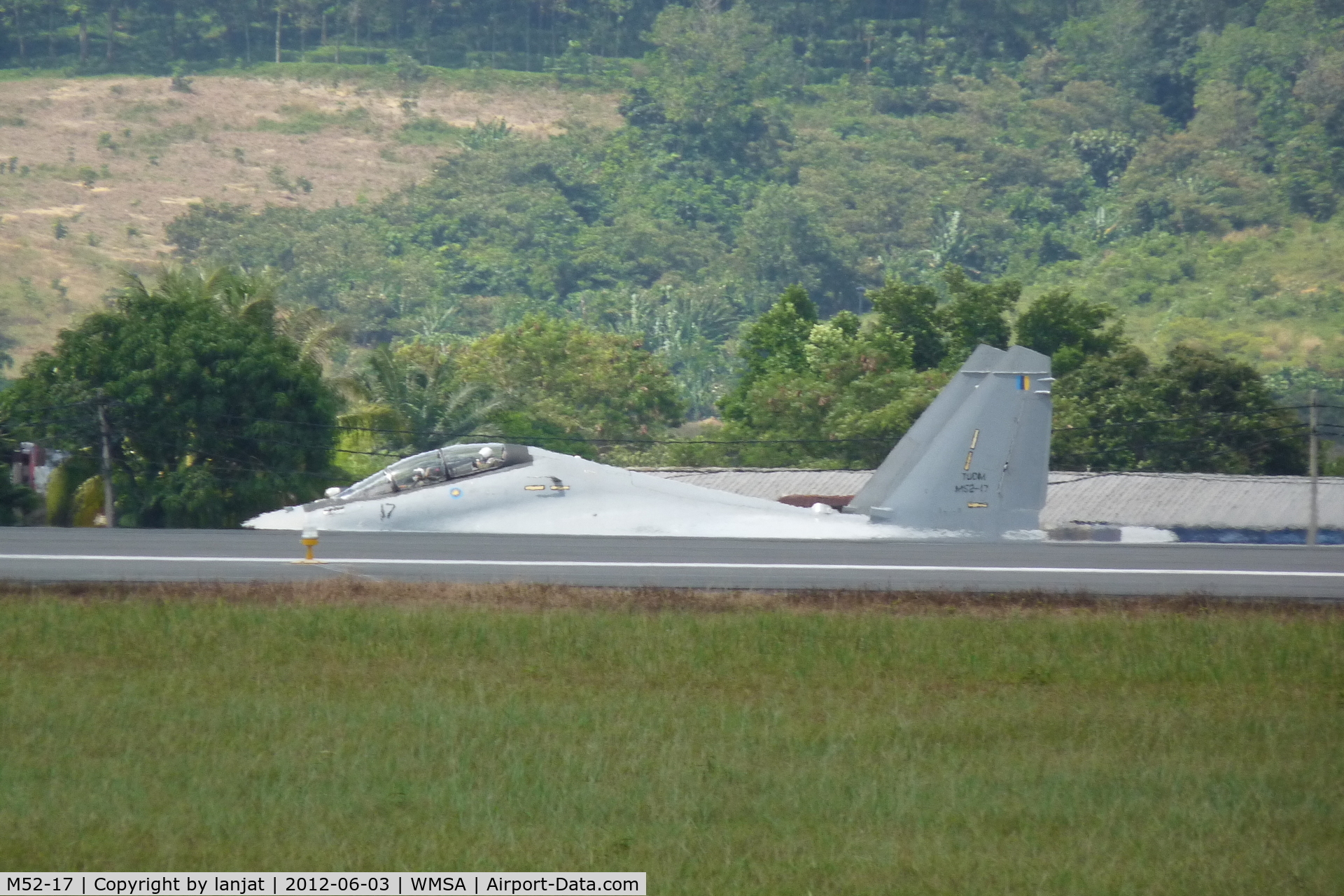 M52-17, Sukhoi Su-30MKM Flanker C/N 10MK3207, RMAF Open Day 2012. Taxing to Hold