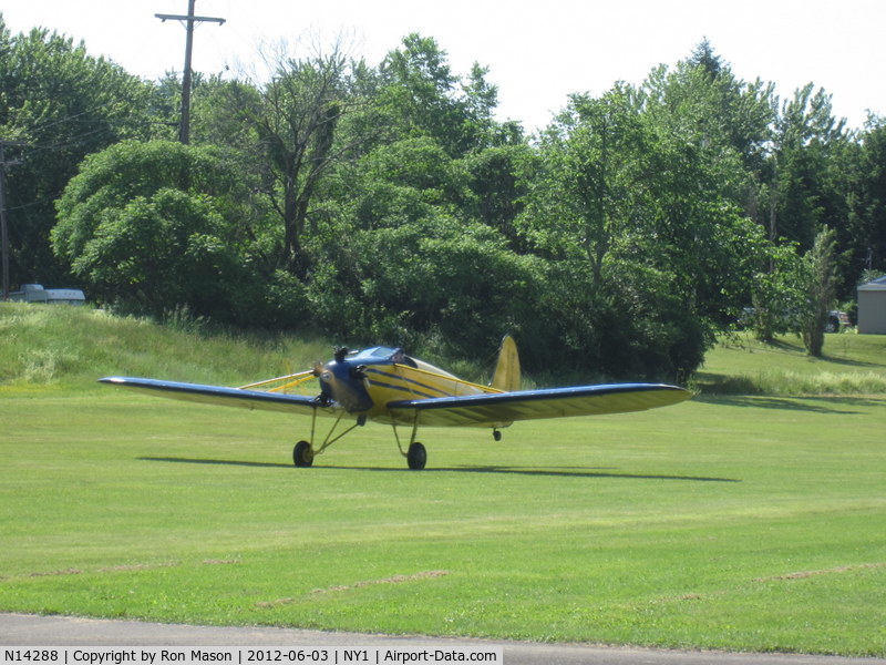 N14288, 1935 Kinner Sportster B C/N 166, A great day for a fly in
