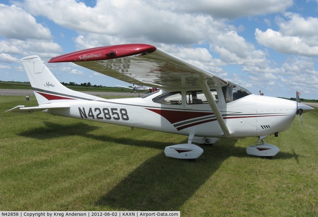 N42858, Cessna 182L Skylane C/N 18259218, 2012 Chandler Field Fly-in