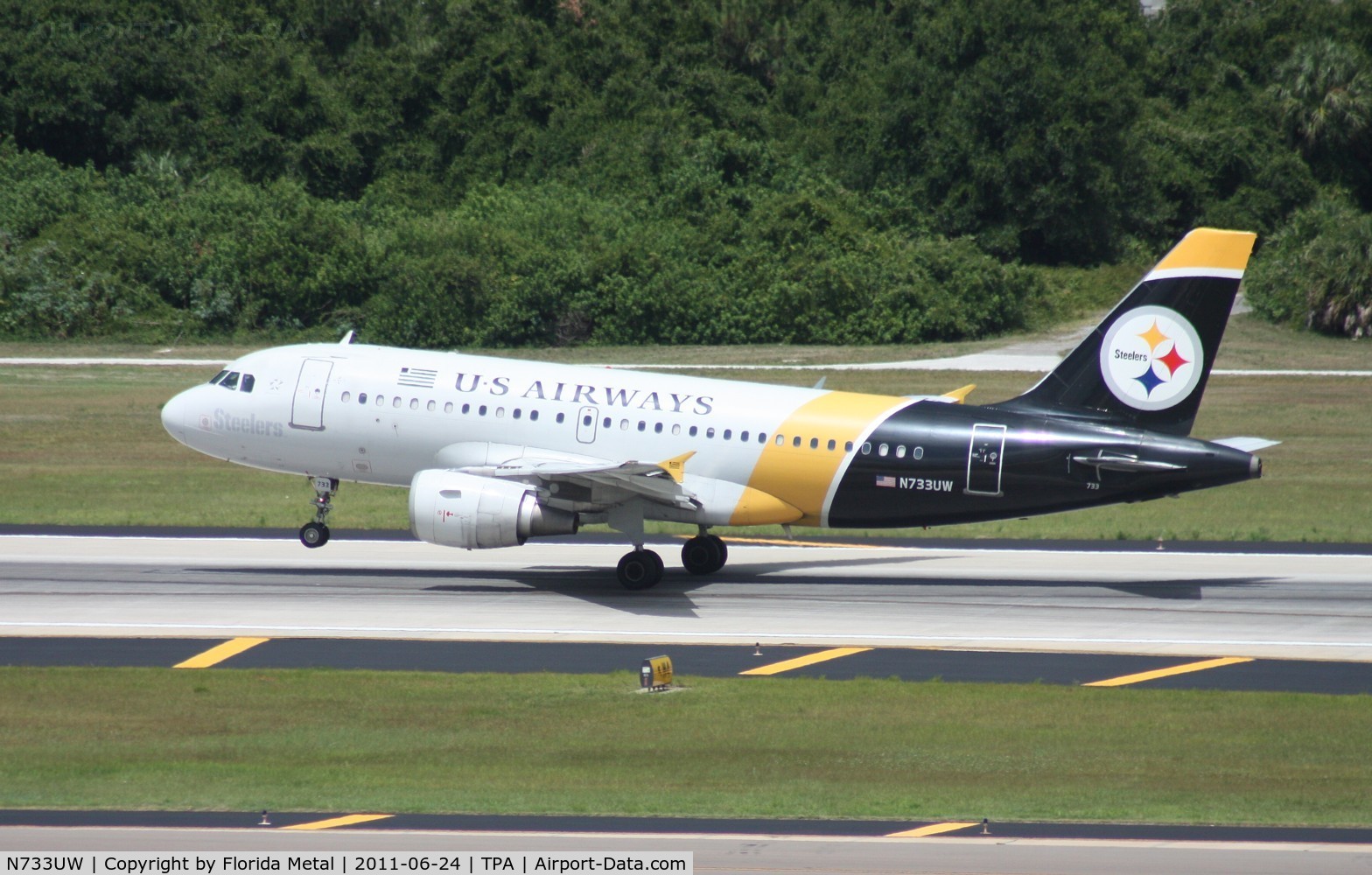 N733UW, 2000 Airbus A319-112 C/N 1205, Pittsburgh Steelers