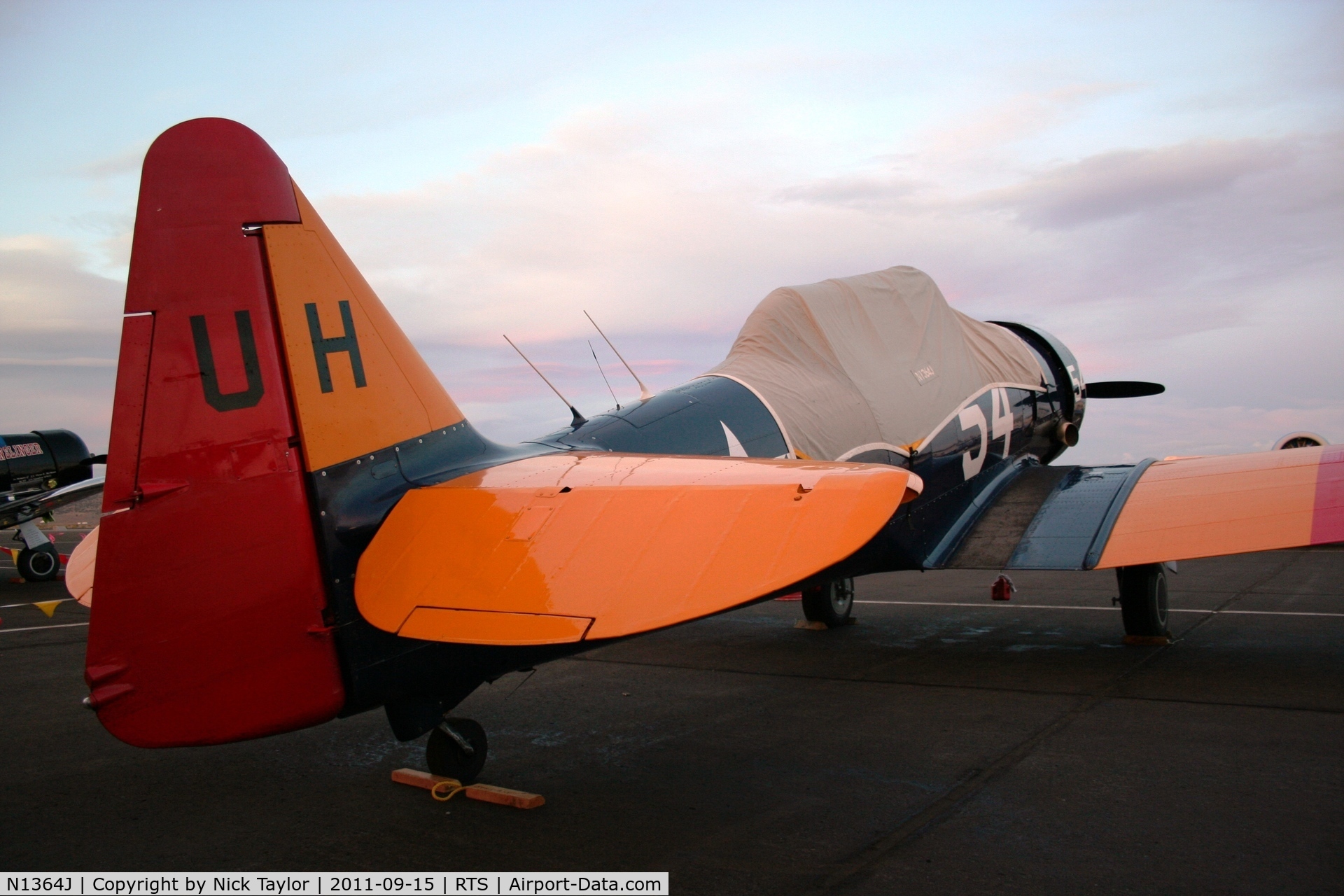 N1364J, 1951 North American T-6G Texan C/N 188-71, Midlife Madness