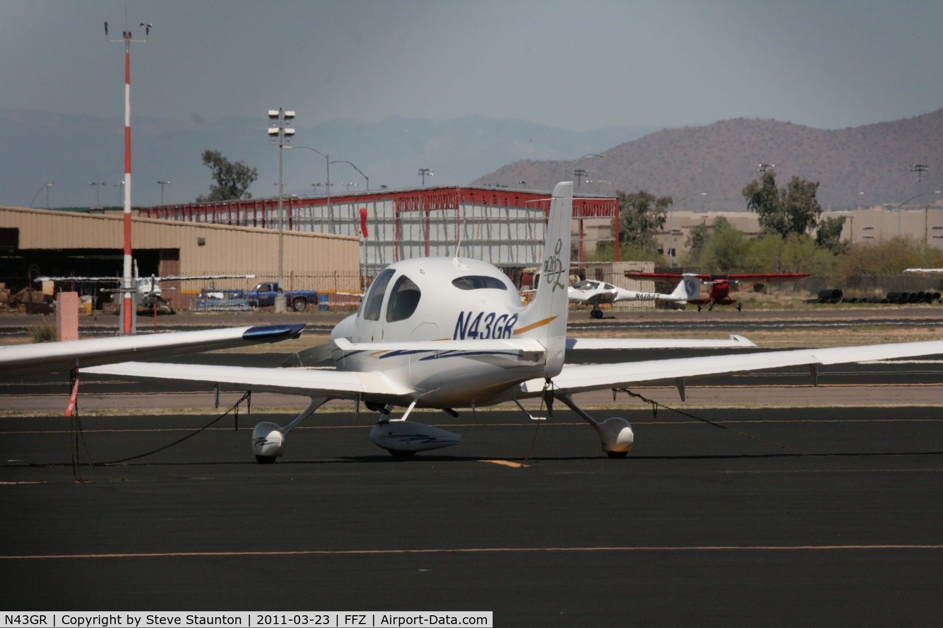 N43GR, 2005 Cirrus SR20 C/N 1531, Taken at Falcon Field Airport, in March 2011 whilst on an Aeroprint Aviation tour