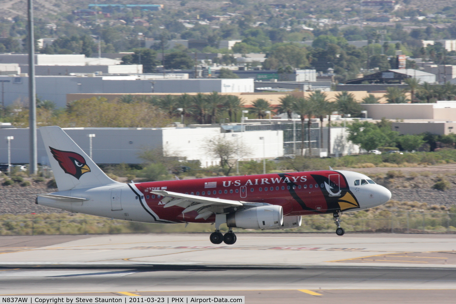 N837AW, 2005 Airbus A319-132 C/N 2595, Taken at Phoenix Sky Harbor Airport, in March 2011 whilst on an Aeroprint Aviation tour