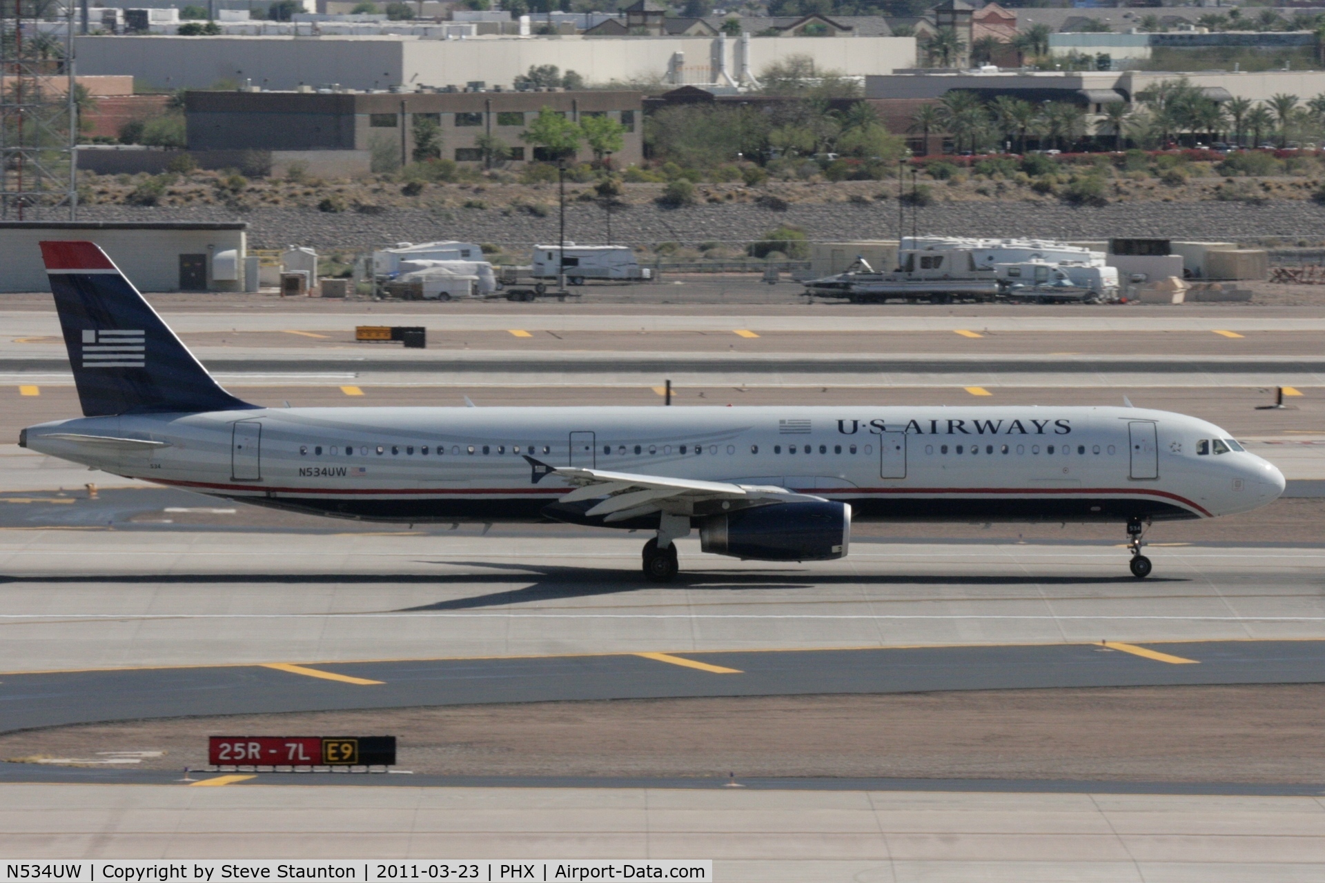 N534UW, 2009 Airbus A321-231 C/N 3989, Taken at Phoenix Sky Harbor Airport, in March 2011 whilst on an Aeroprint Aviation tour