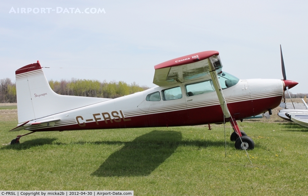 C-FRSL, 1972 Cessna A185E Skywagon 185 C/N 18502040, Parked