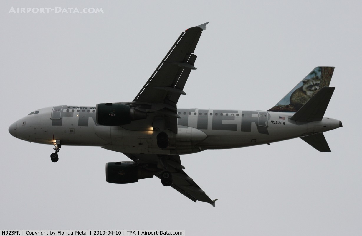 N923FR, 2003 Airbus A319-111 C/N 2019, 