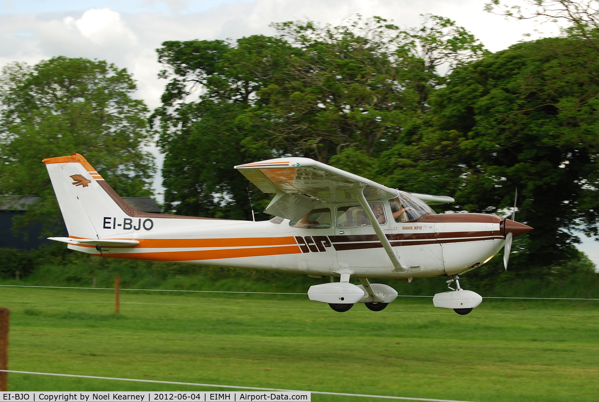 EI-BJO, Cessna R172K Hawk XP C/N R1723340, Ballyboy Fly-in 04-06-2012