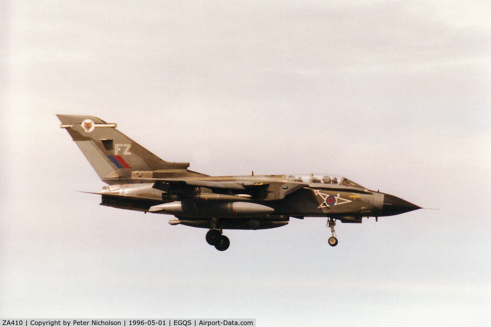 ZA410, 1983 Panavia Tornado GR.1 C/N 227/BT034/3109, Tornado GR.1, callsign Jackal 4, of 12 Squadron on final approach to Runway 05 at RAF Lossiemouth in May 1996.