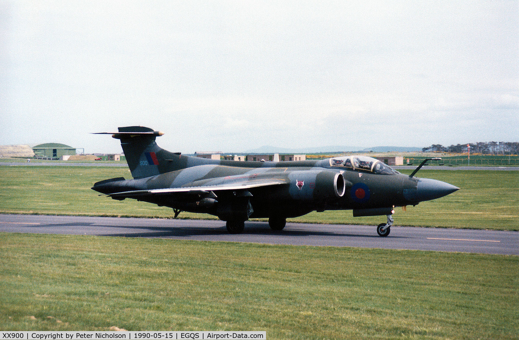 XX900, 1976 Hawker Siddeley Buccaneer S.2B C/N B3-05-75, Buccaneer S.2B of 12 Squadron taxying to Runway 05 at RAF Lossiemouth in May 1990.