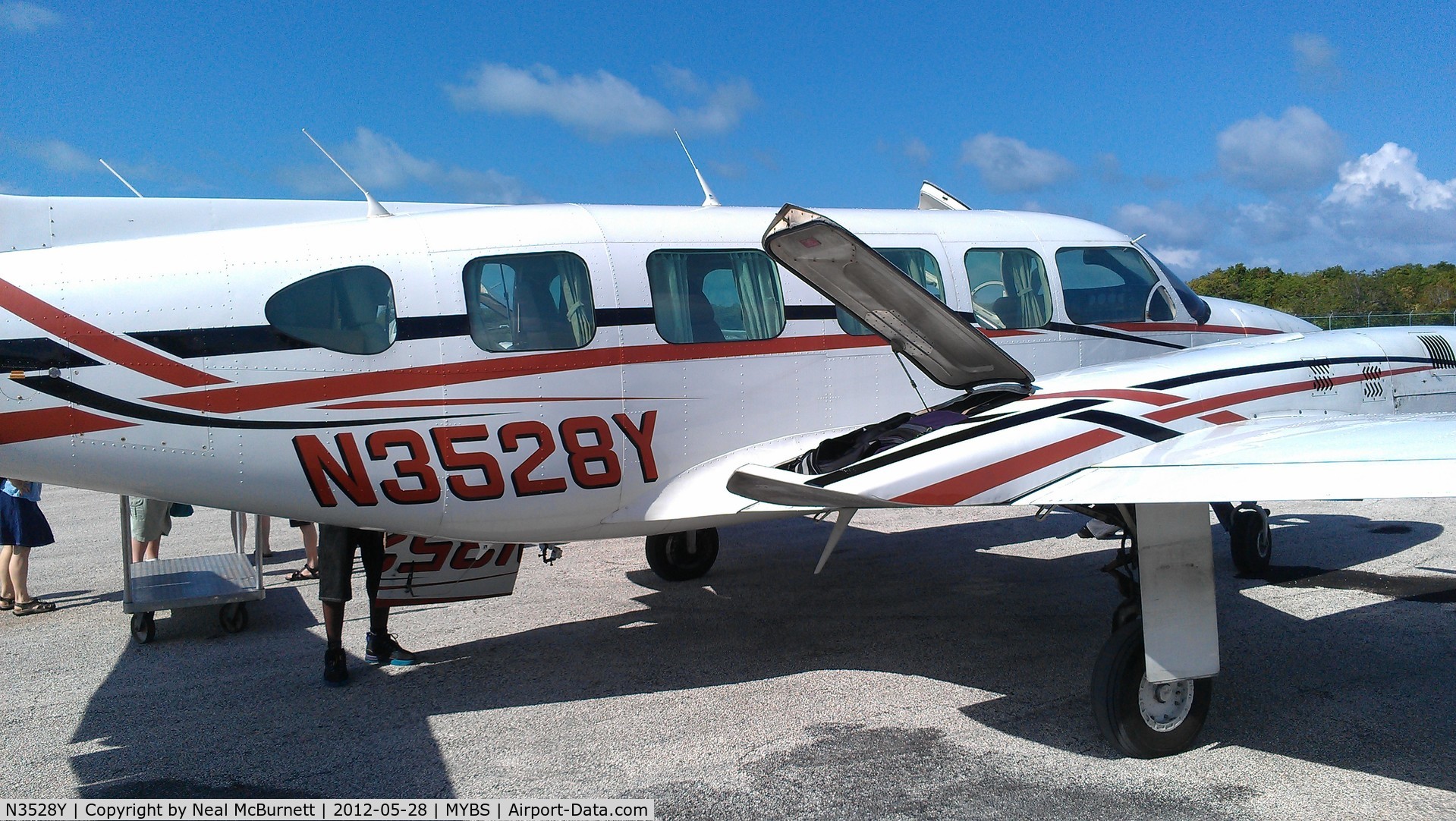 N3528Y, 1979 Piper PA-31-350 Chieftain C/N 31-7952149, Just landed in Bimini, on a trip from Ft Lauderdale