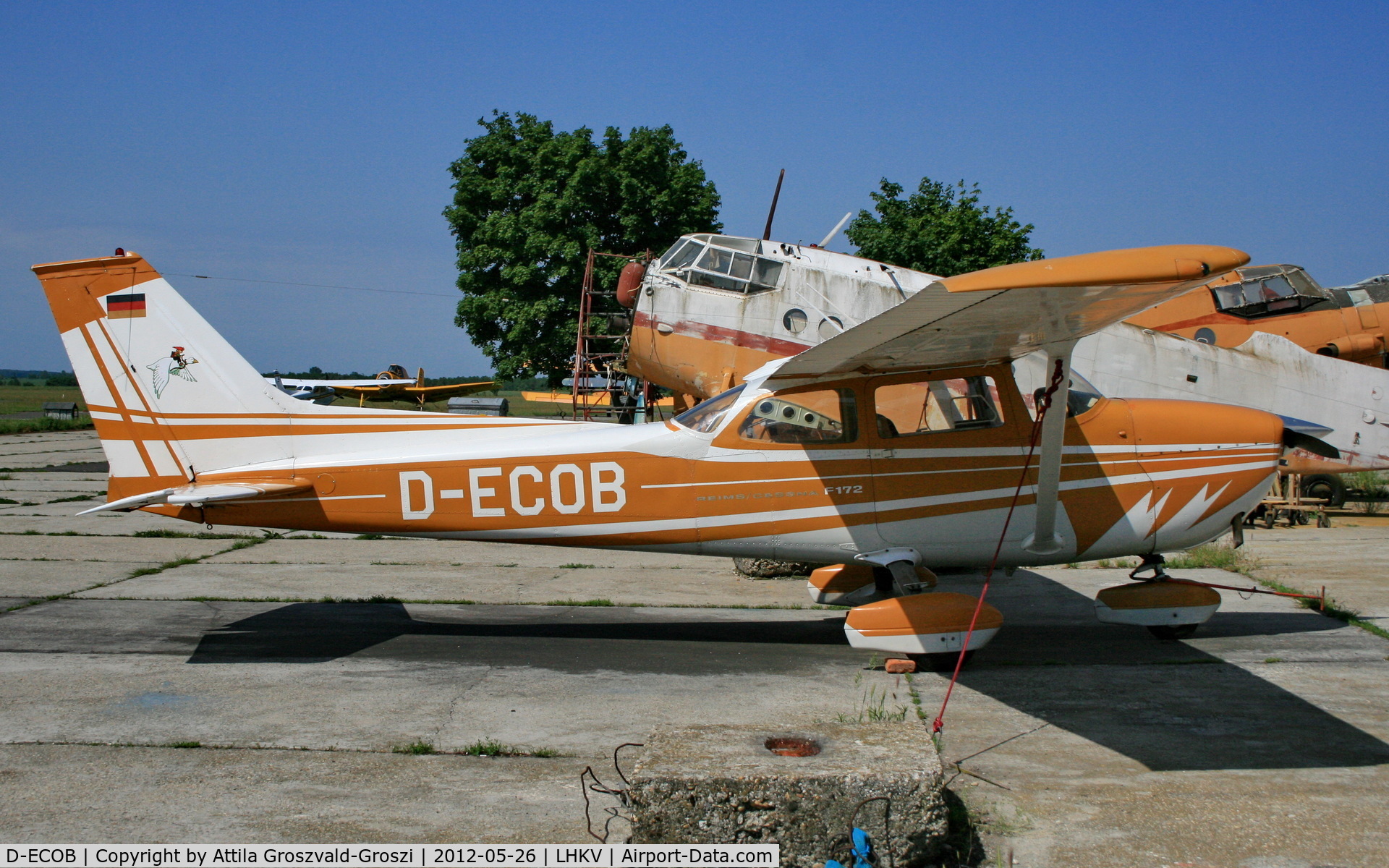 D-ECOB, 1971 Reims F172K Skyhawk C/N 0765, Kaposujlak Airport - Hungary