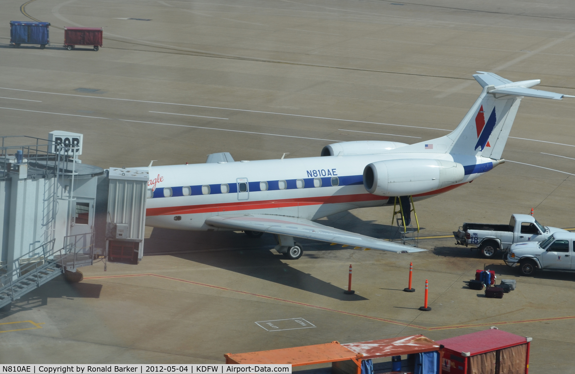 N810AE, 2001 Embraer ERJ-140LR (EMB-135KL) C/N 145525, Dallas